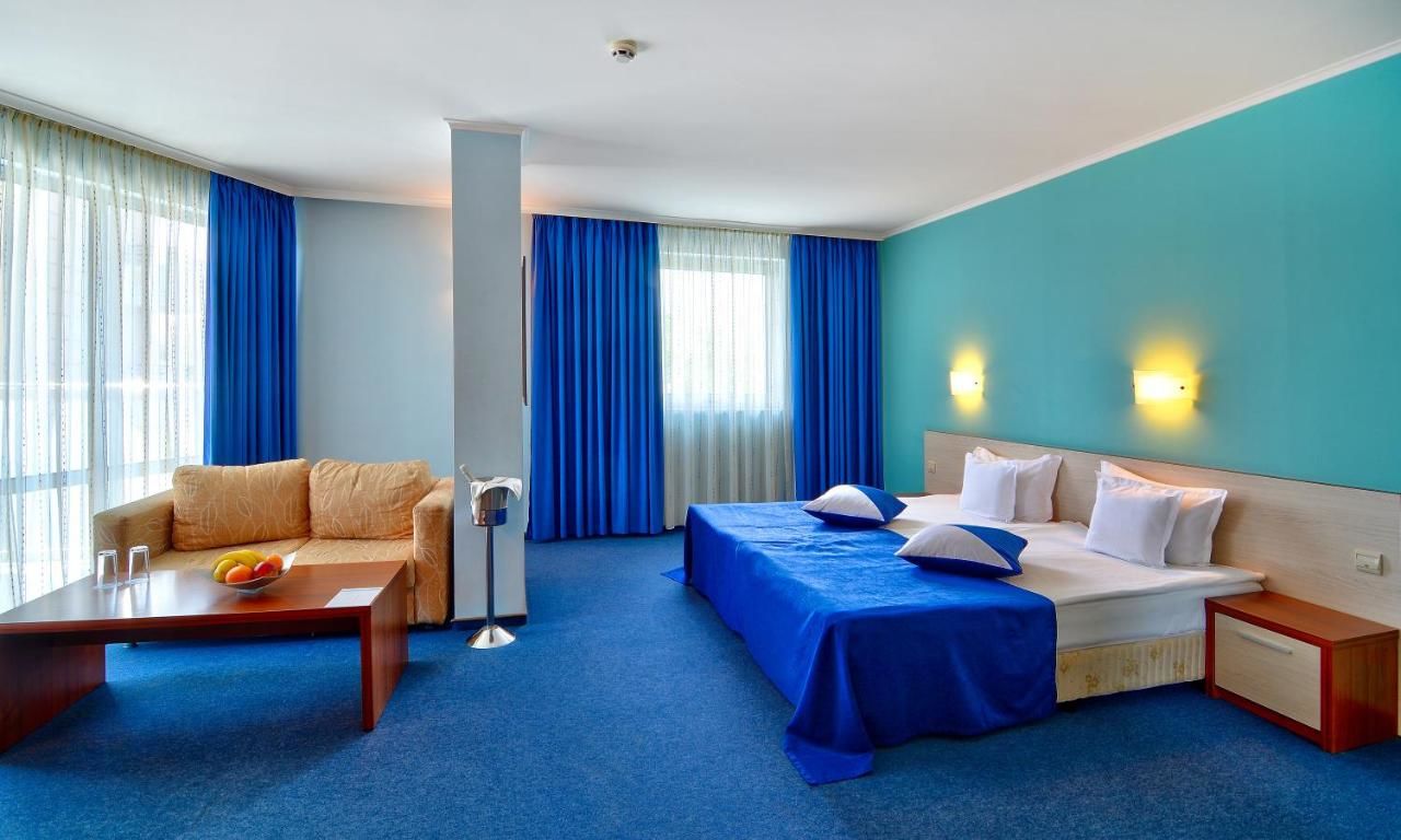 Отель Aqua Hotel Бургас-23