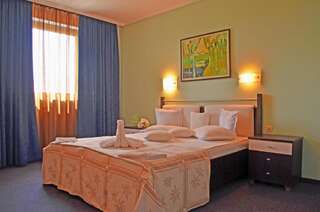 Отель Aqua Hotel Бургас Президентский люкс-1